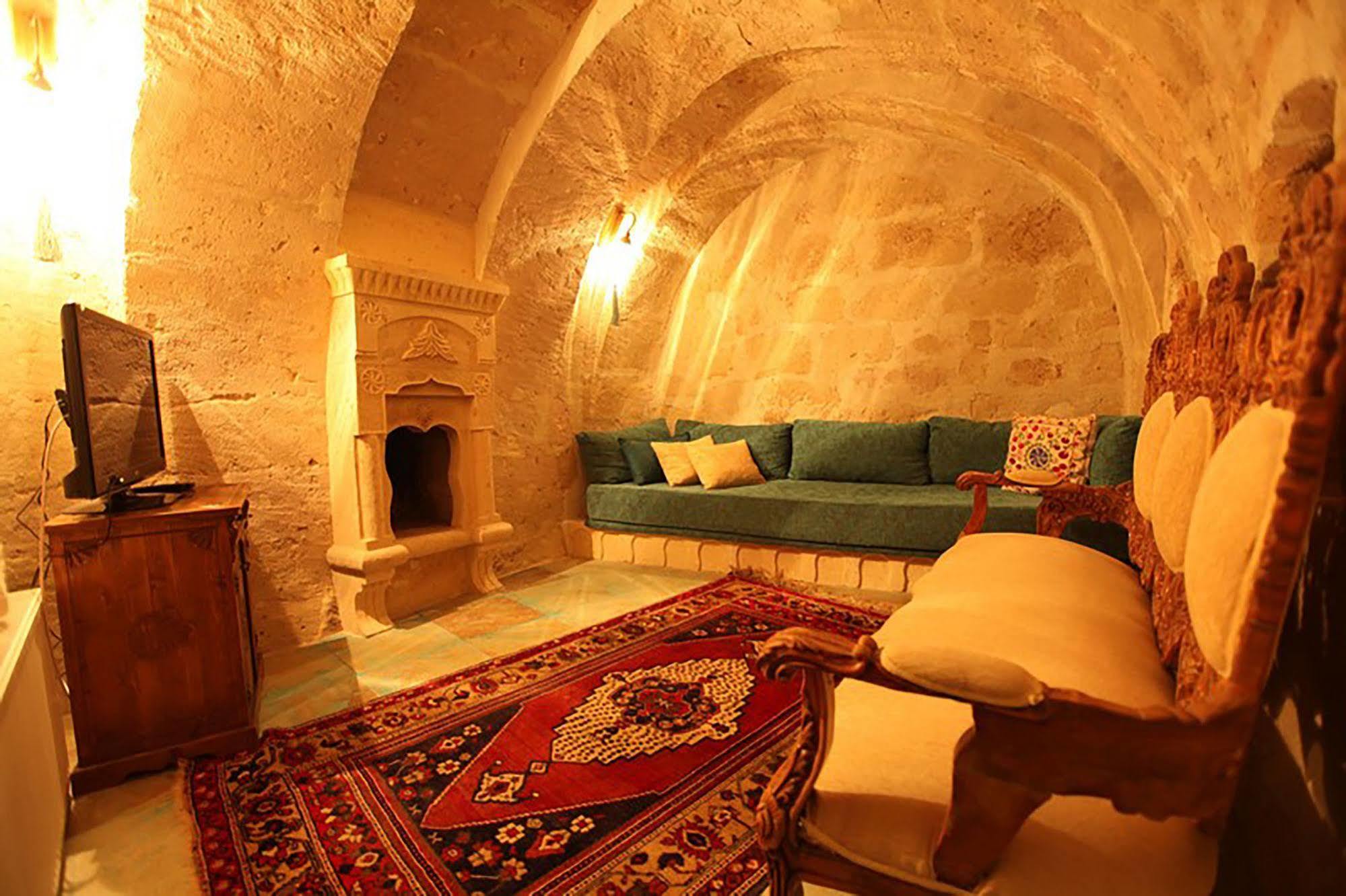 Blue Valley Cave Hotel Urgup Exterior photo